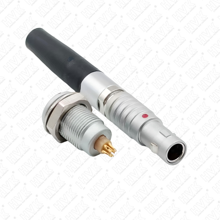 推拉自鎖式航空插頭的核心結構由哪些部分組成？